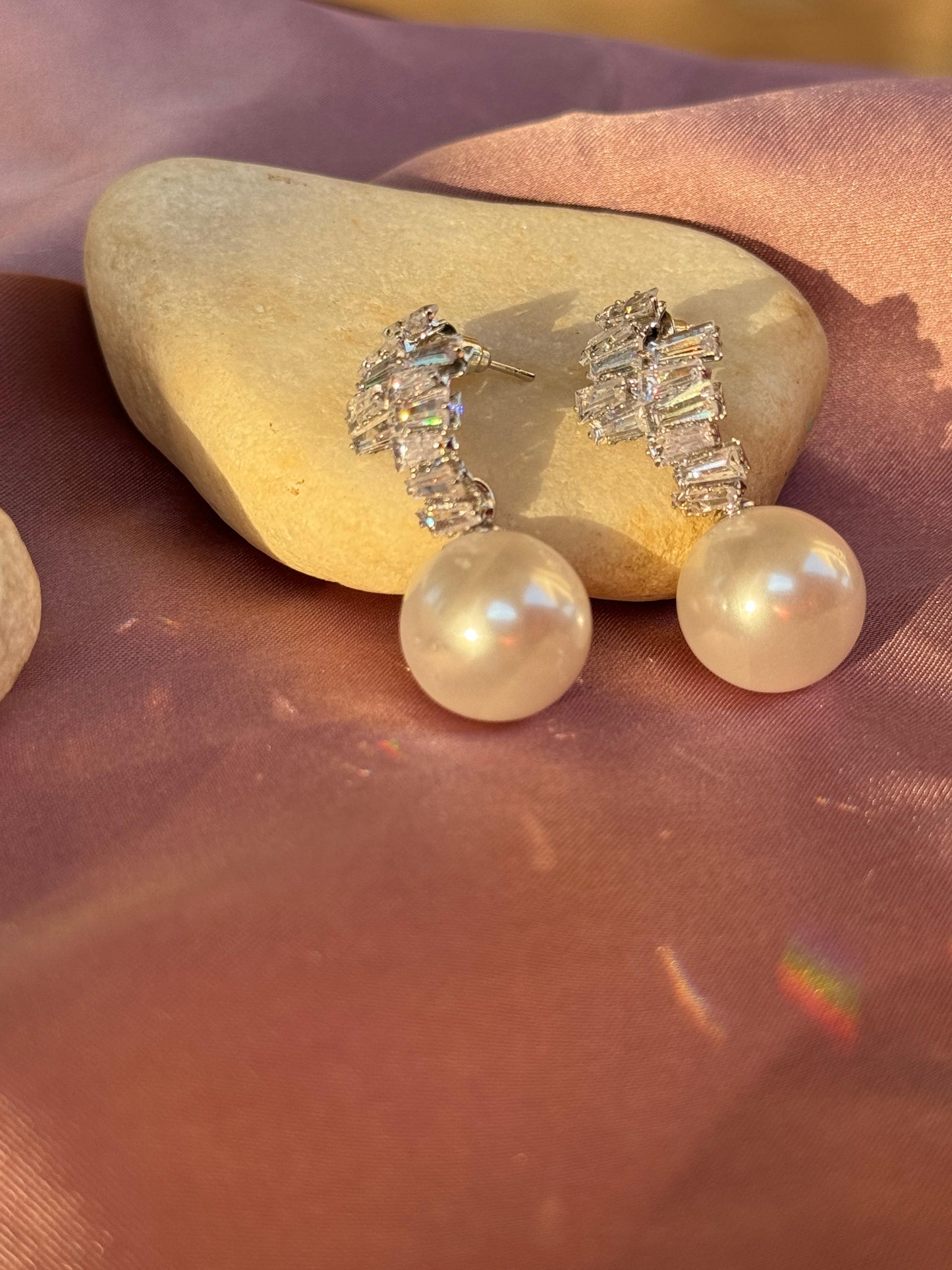 PEARL EARRINGS