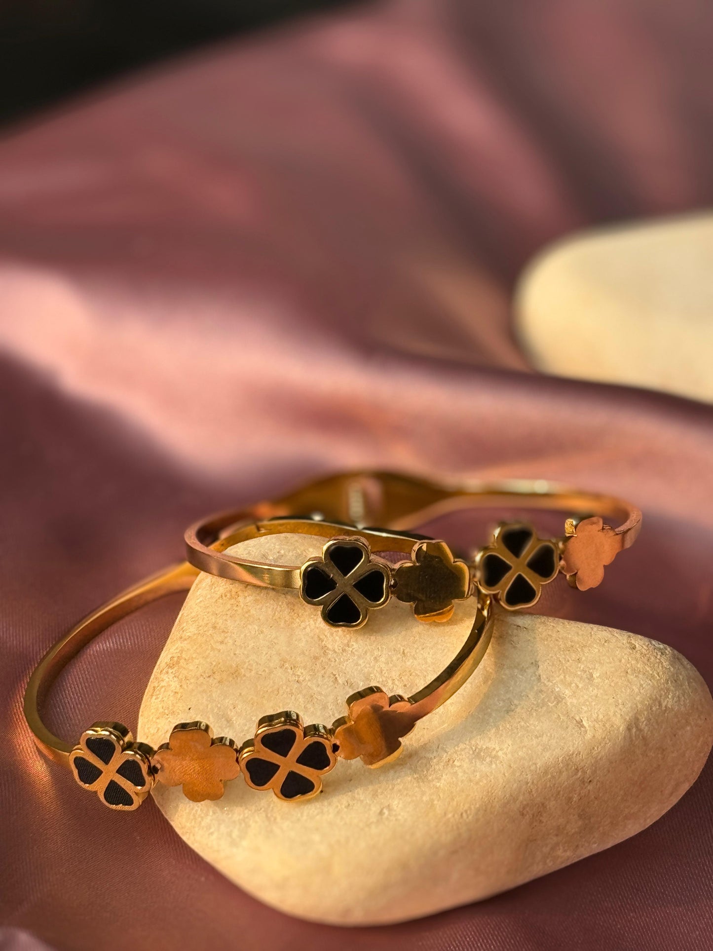 GOLD AND BLCK BANGLE